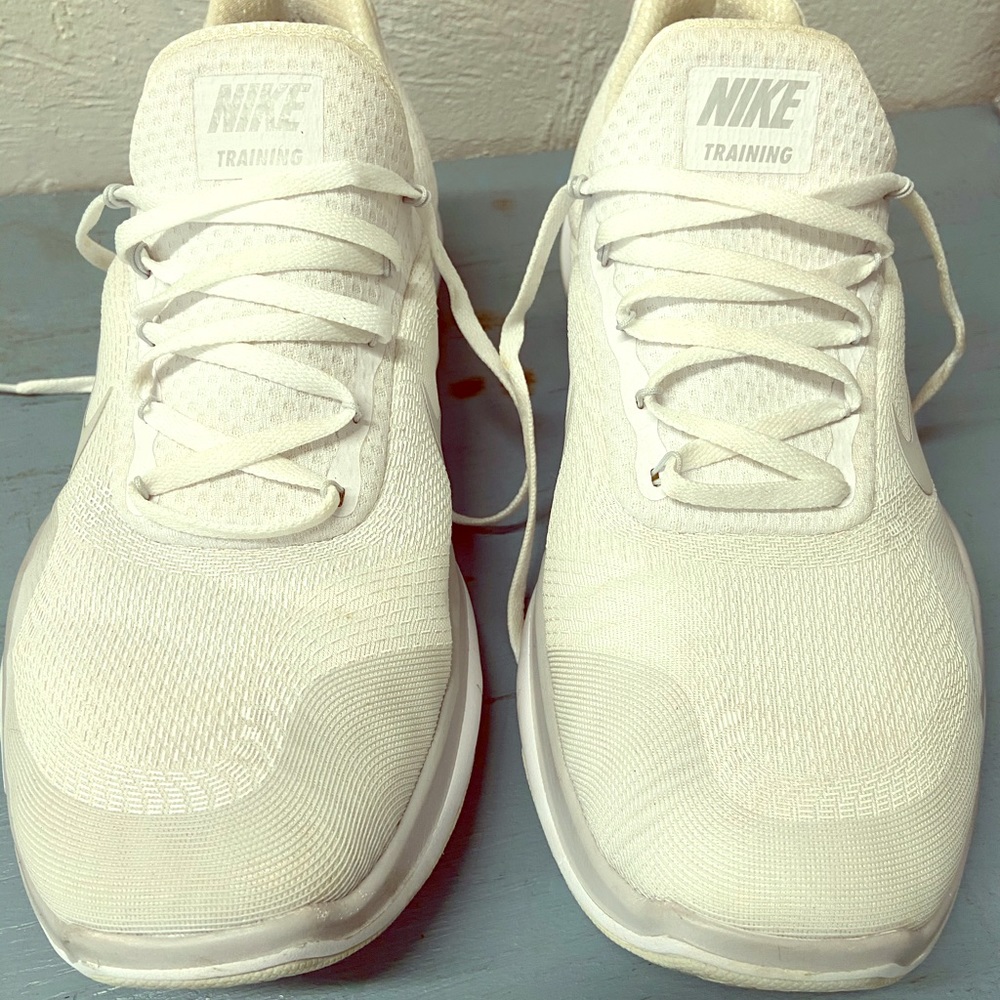 Men’s Nike Free Trainer V7 White Sz 12